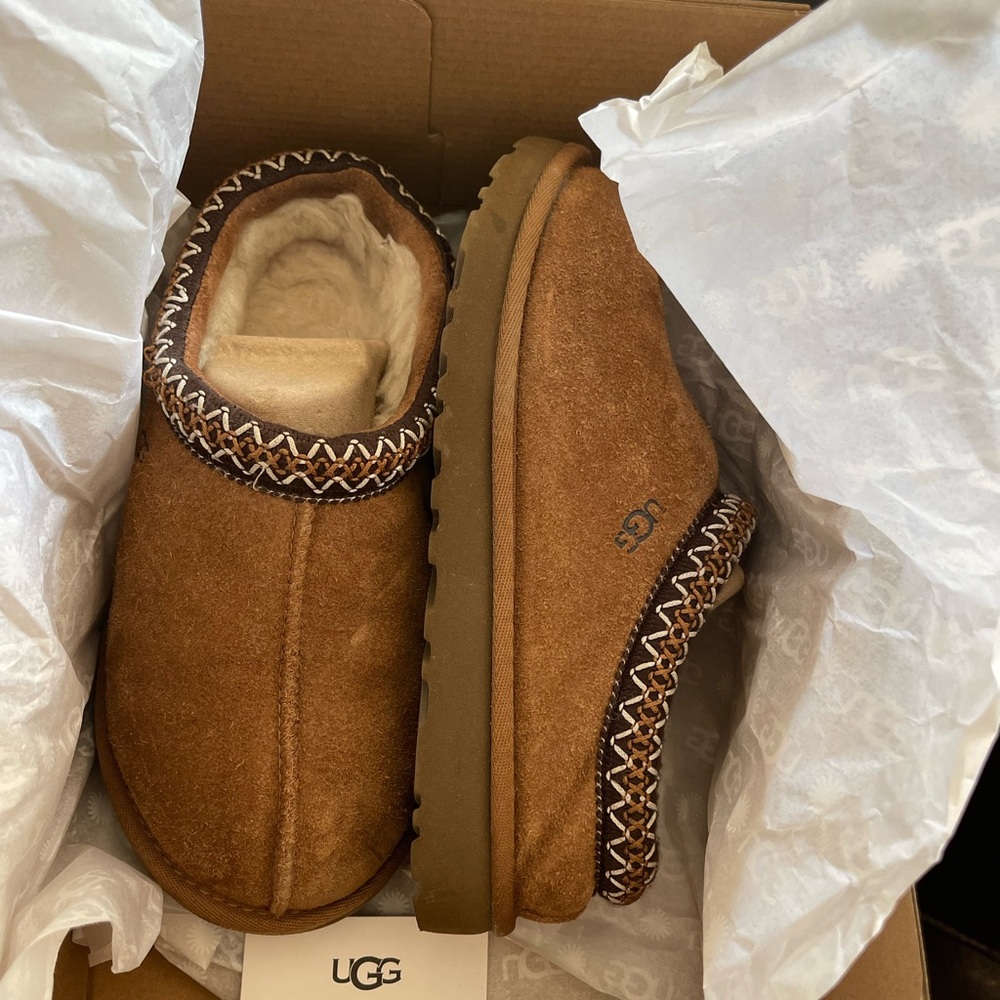 Women’s Ugg Tasman slippers chestnut